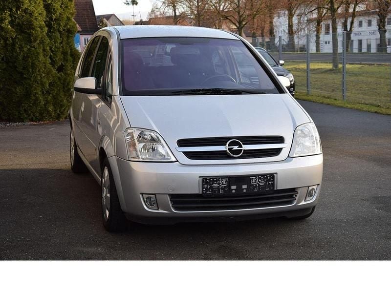 Gebraucht Opel Meriva 101 PS (74 kW) 2005 Silber Van / Kleinbus
