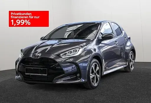 Neu Toyota Yaris Hybrid 116 PS (85 kW) 2025 Grau Limousine