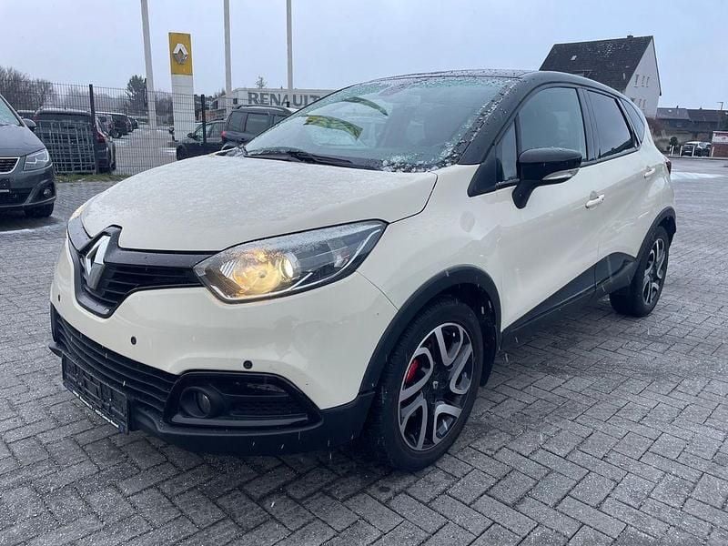 Beige Gebraucht 2015 Renault Captur Luxe SUV | 9.990 € (Fairer Preis) - Bild 1/4