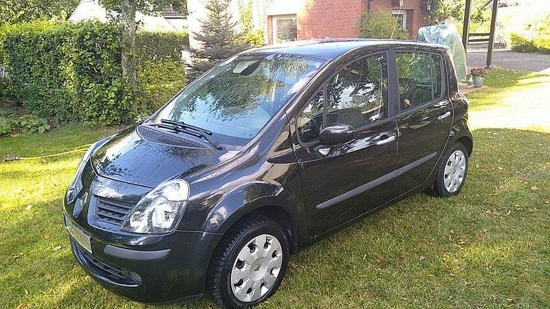 Schwarz Gebraucht 2006 Renault Modus Dynamique Van / Kleinbus | 2.500 € (Etwas zu teuer) - Bild 1/4