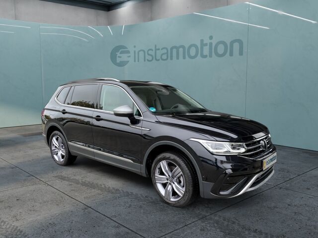 Schwarz Gebraucht 2024 VW Tiguan Allspace Elegance SUV | 50.570 € - Bild 1/2