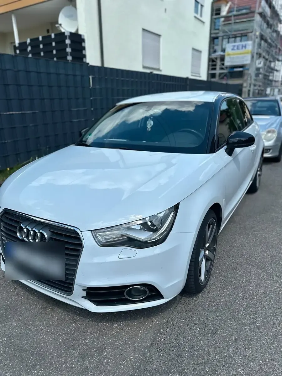 Usata Audi A1 105 CV (77 kW) 2012 Bianco Utilitaria