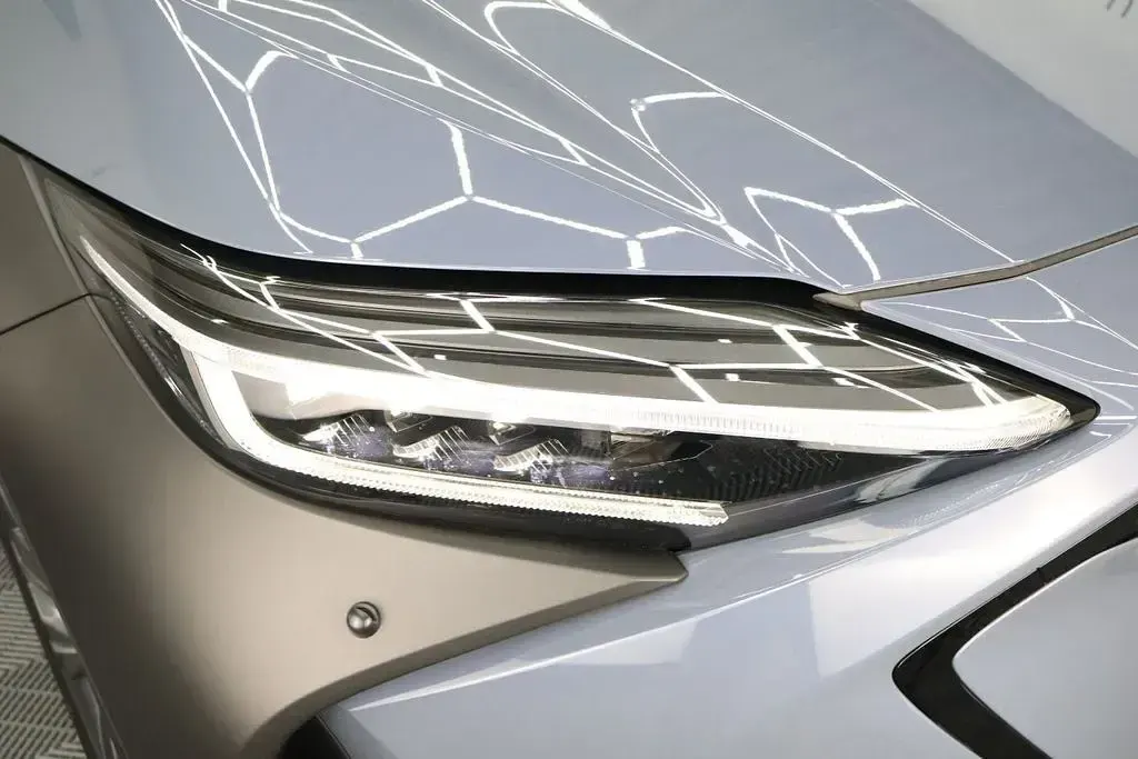 Gebraucht Subaru Solterra Platinum 160 kW (218 PS) 2025 Grau SUV