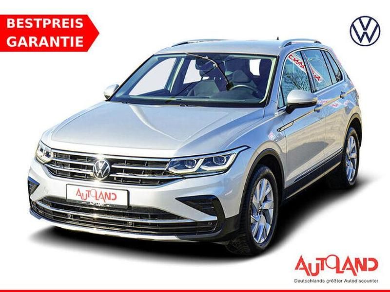 Gebraucht VW Tiguan Elegance 245 PS (180 kW) 2022 Reflexsilber metallic (metallic) SUV