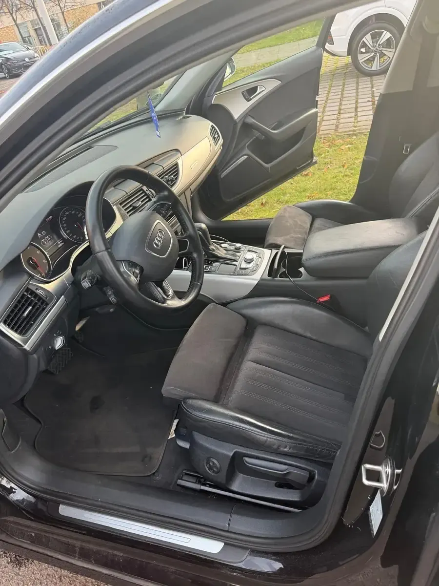 Second-hand Audi A6 216 CP (158 kW) 2015 Negru Berlinǎ