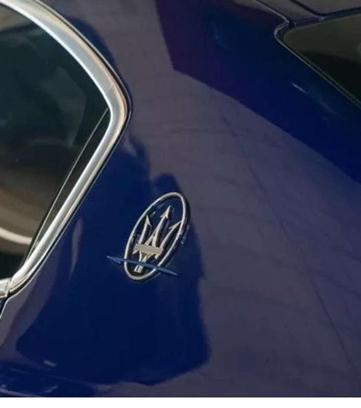 Gebraucht Maserati Levante 349 PS (256 kW) 2021 Blau SUV