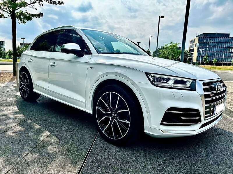 Weiß Gebraucht 2018 Audi SQ5 Design SUV | 34.599 € (Etwas zu teuer) - Bild 1/4