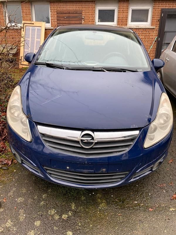 Blau Gebraucht 2007 Opel Corsa Kleinwagen | 300 € (Superpreis) - Bild 1/4