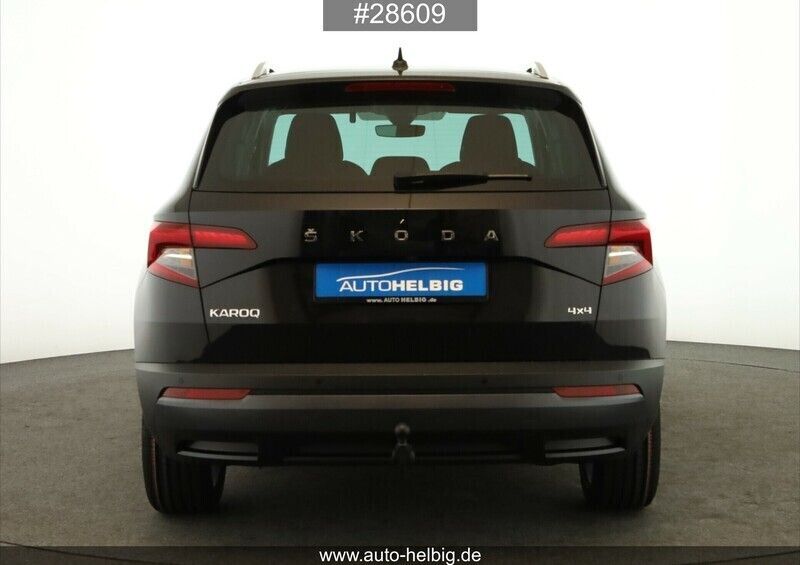 Gebraucht Skoda Karoq Clever 150 PS (110 kW) 2022 Schwarzmagic perleffekt SUV