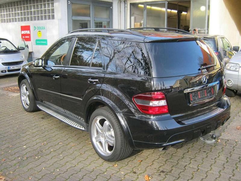 Gebraucht Mercedes ML420 AMG 306 PS (225 kW) 2008 Schwarz SUV