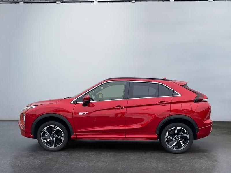 Gebraucht Mitsubishi Eclipse Cross Plus 188 PS (138 kW) 2024 Dynamikrot SUV