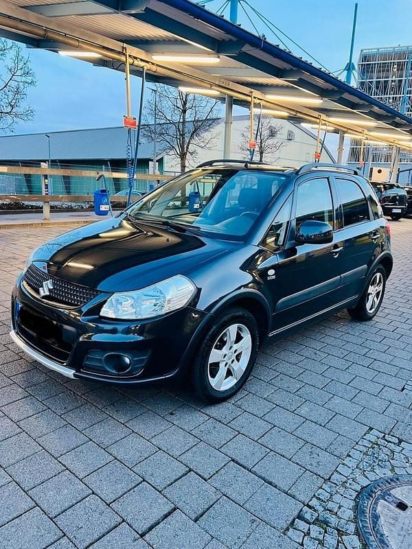 Gebraucht Suzuki SX4 135 PS (99 kW) 2010 Schwarz SUV