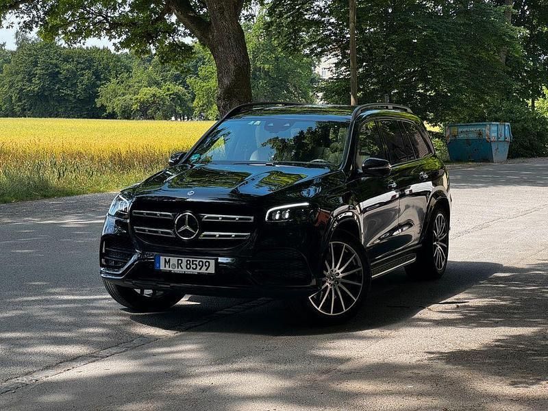 Schwarz Gebraucht 2022 Mercedes GLS580 SUV | 89.900 € (Guter Preis) - Bild 1/4