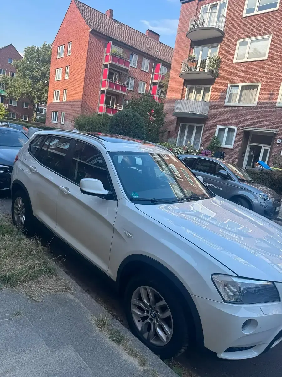 Gebraucht BMW X3 186 PS (136 kW) 2011 Weiß SUV