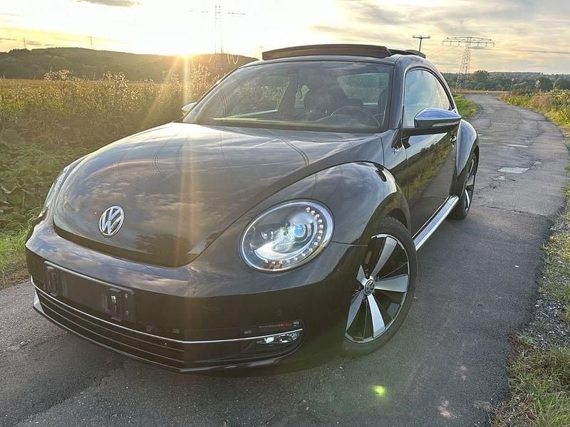 Schwarz Gebraucht 2013 VW Beetle Edition Limousine | 8.300 € (Fairer Preis) - Bild 1/4