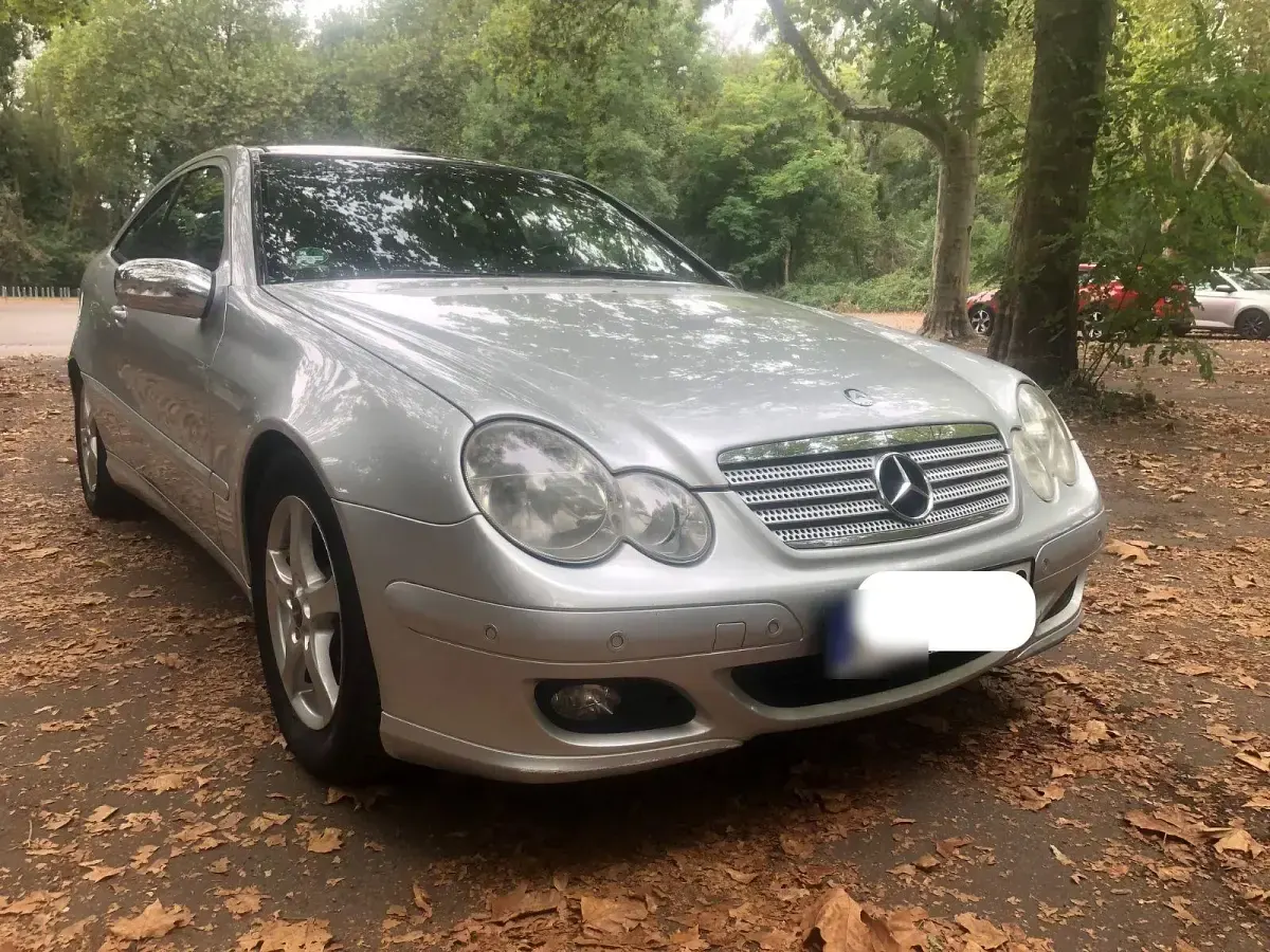 Gebraucht Mercedes CL200 122 PS (89 kW) 2004 Silber Coupé