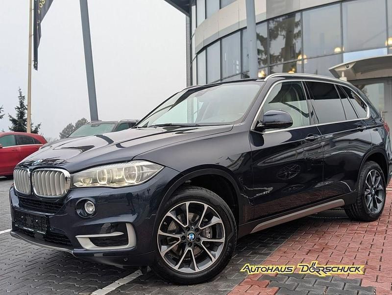 Blau Gebraucht 2018 BMW X5 Sport Line SUV | 28.990 € (Fairer Preis) - Bild 1/4