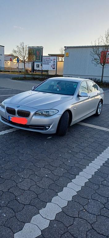 Gebraucht BMW 530 245 PS (180 kW) 2010 Silber Limousine