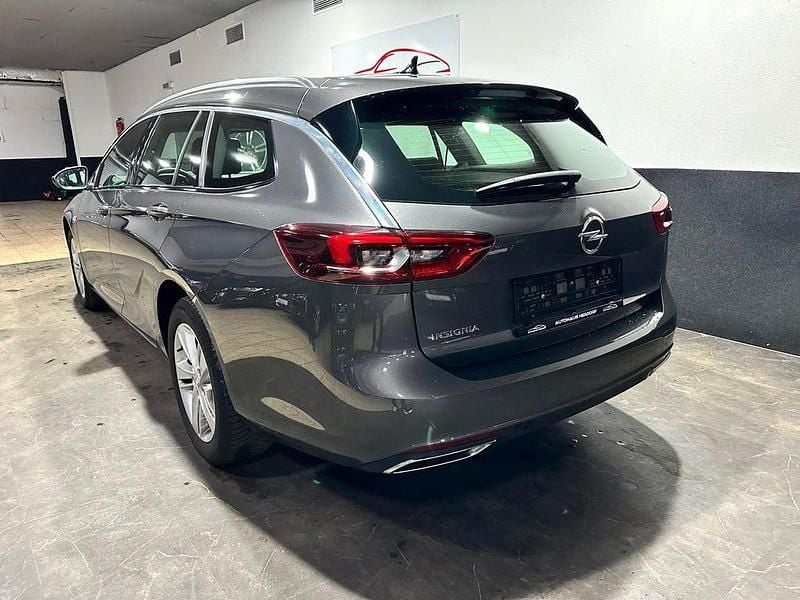 Gebraucht Opel Insignia Elegance 174 PS (127 kW) 2021 Grau Kombi