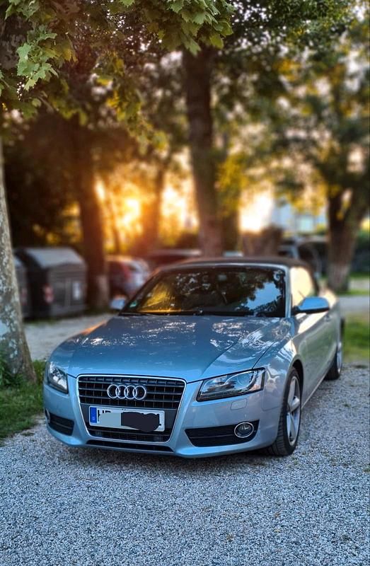 Silber Gebraucht 2010 Audi A5 Cabriolet S-Line Cabrio | 13.800 € (Etwas zu teuer) - Bild 1/4
