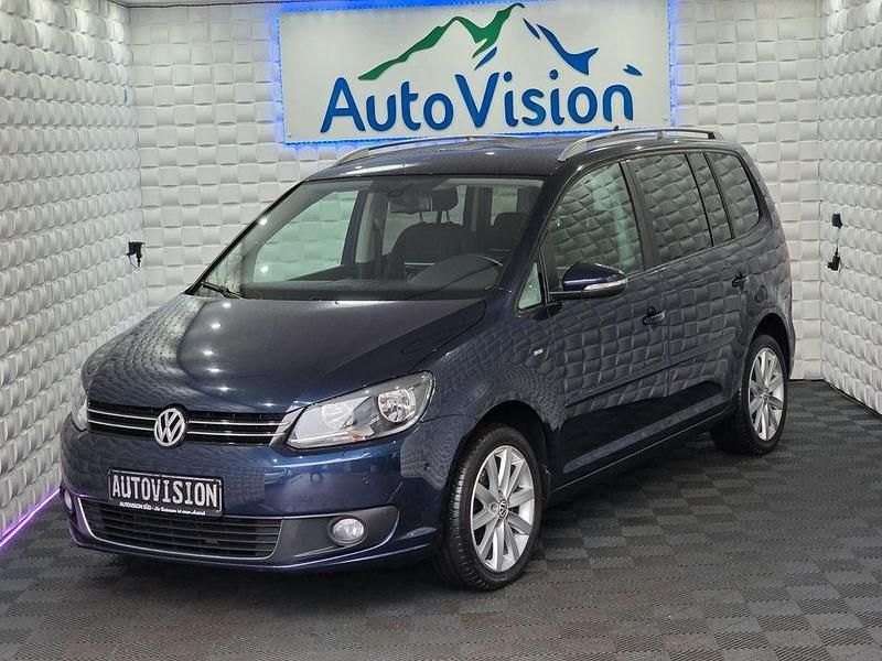 Gebraucht VW Touran Cup 105 PS (77 kW) 2015 Blau Van / Kleinbus