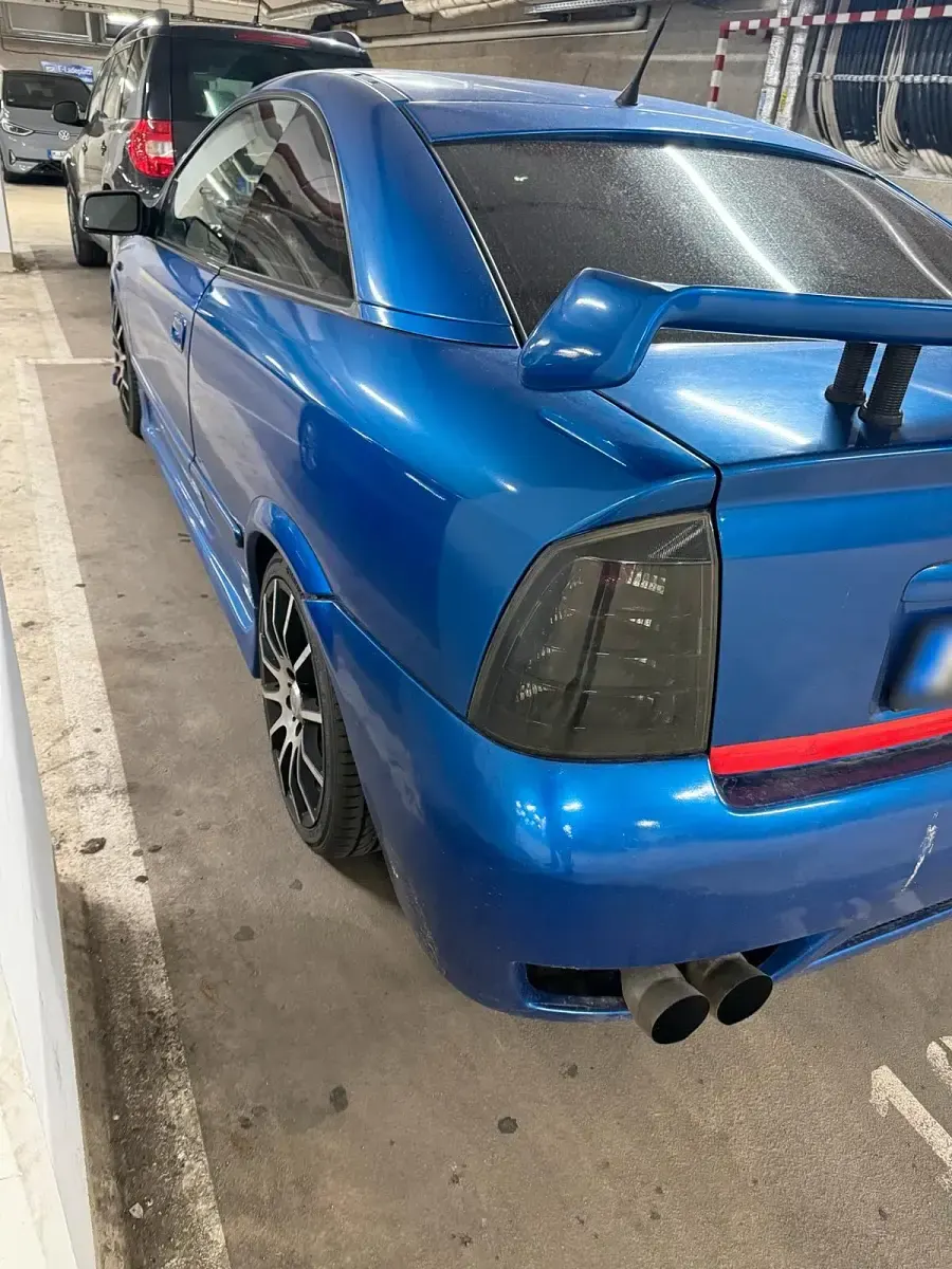 Gebraucht Opel Astra 147 PS (108 kW) 2003 Blau Coupé