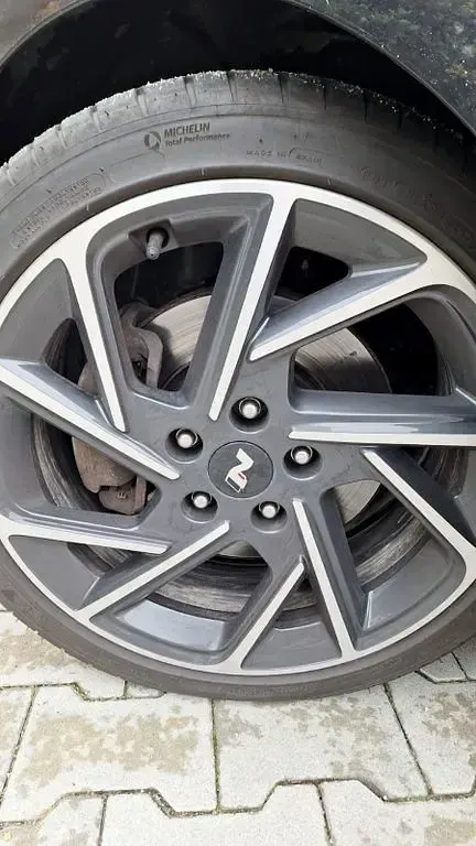 Gebraucht Hyundai i30 160 PS (117 kW) 2022 Schwarz Limousine