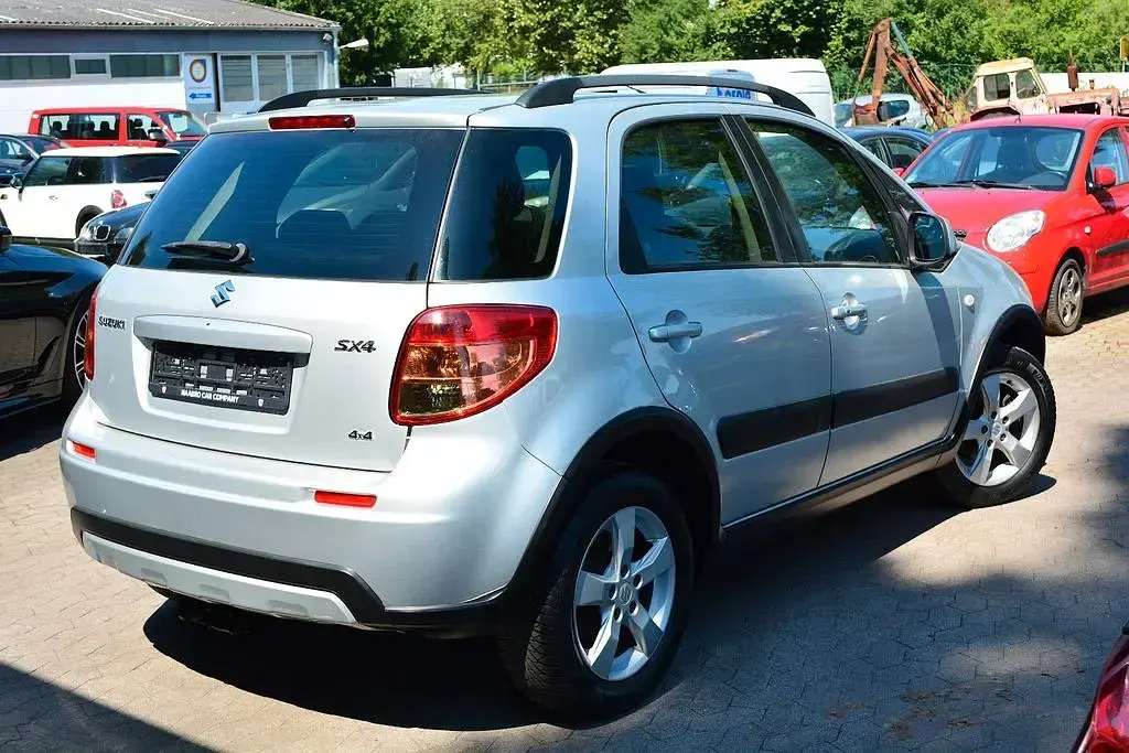 Gebraucht Suzuki SX4 S-Cross 120 PS (88 kW) 2010 Silber Kleinwagen