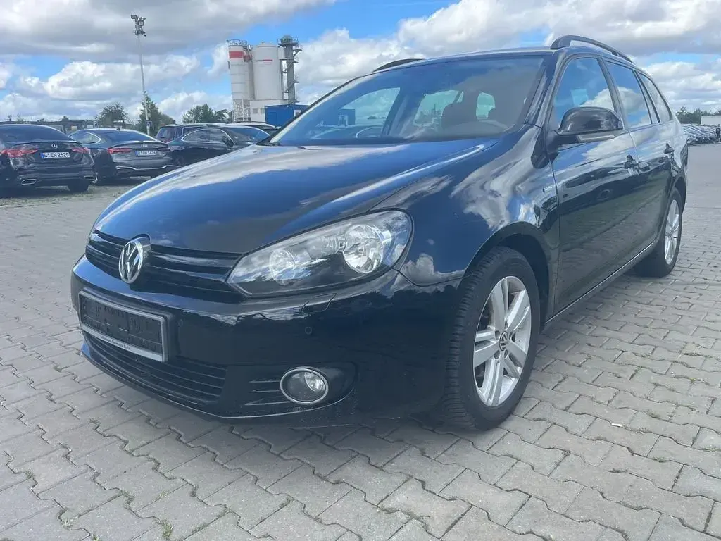 Gebraucht VW Golf VI Match 122 PS (89 kW) 2013 Schwarz Kombi