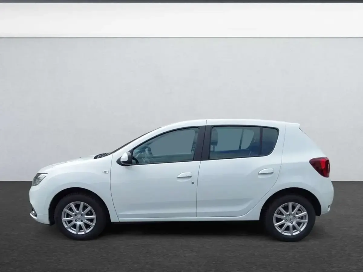 Gebraucht Dacia Sandero Comfort 73 PS (53 kW) 2019 Gletscherweiß Kleinwagen
