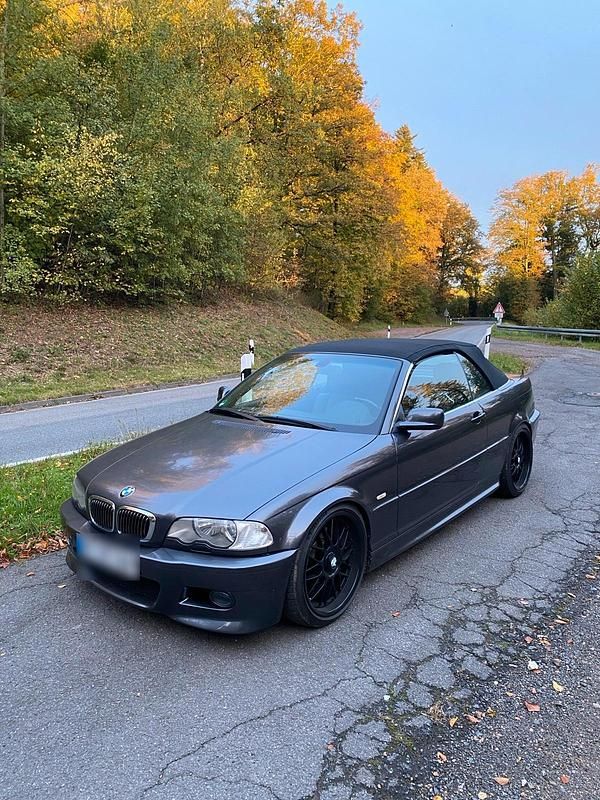 Gebraucht BMW 330 Cabriolet 231 PS (169 kW) 2001 Grau Cabrio