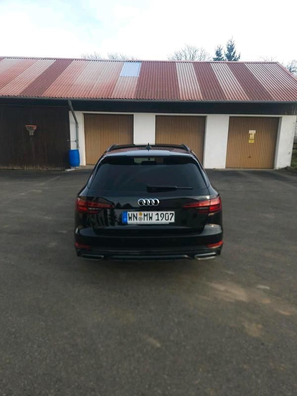 Gebraucht Audi A4 Business 190 PS (139 kW) 2019 Schwarz Kombi