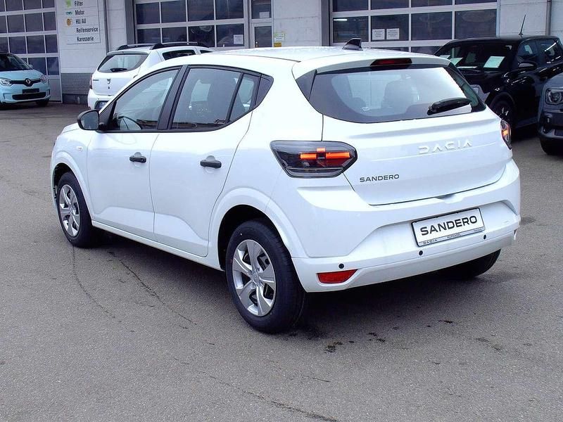 Neu Dacia Sandero Essentiel 101 PS (74 kW) 2026 Blancoglasier Limousine