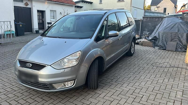 Gebraucht Ford Galaxy 140 PS (102 kW) 2007 Silber Van / Kleinbus