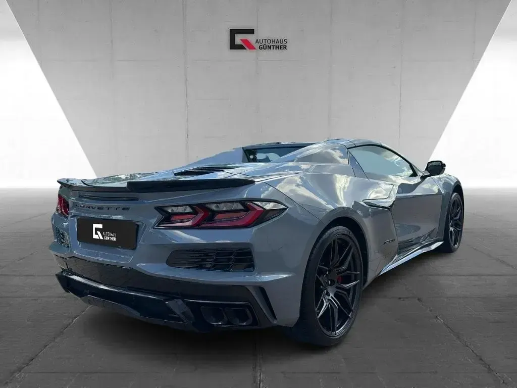 Neu Corvette Z06 643 PS (472 kW) 2025 Sea wolf gray tricoat Cabrio