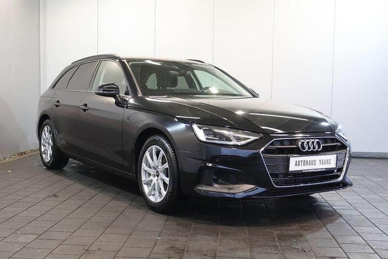 Gebraucht Audi A4 150 PS (110 kW) 2022 Schwarz Kombi