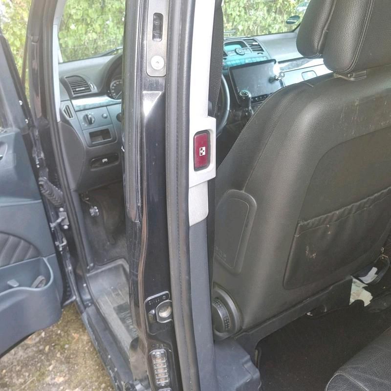 Gebraucht Mercedes Viano 224 PS (164 kW) 2012 Schwarz Van / Kleinbus