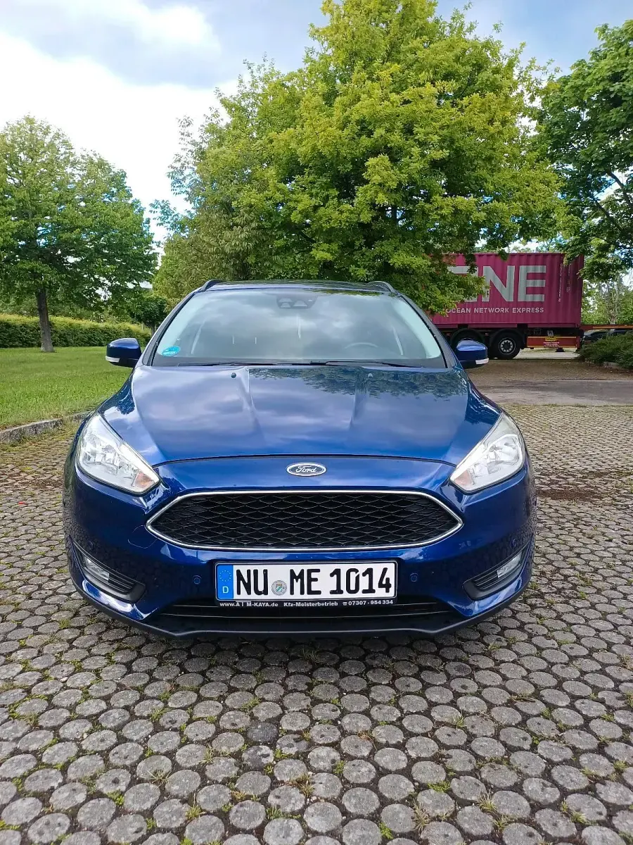 Używany Ford Focus 120 KM (88 kW) 2016 Niebieski Kombi