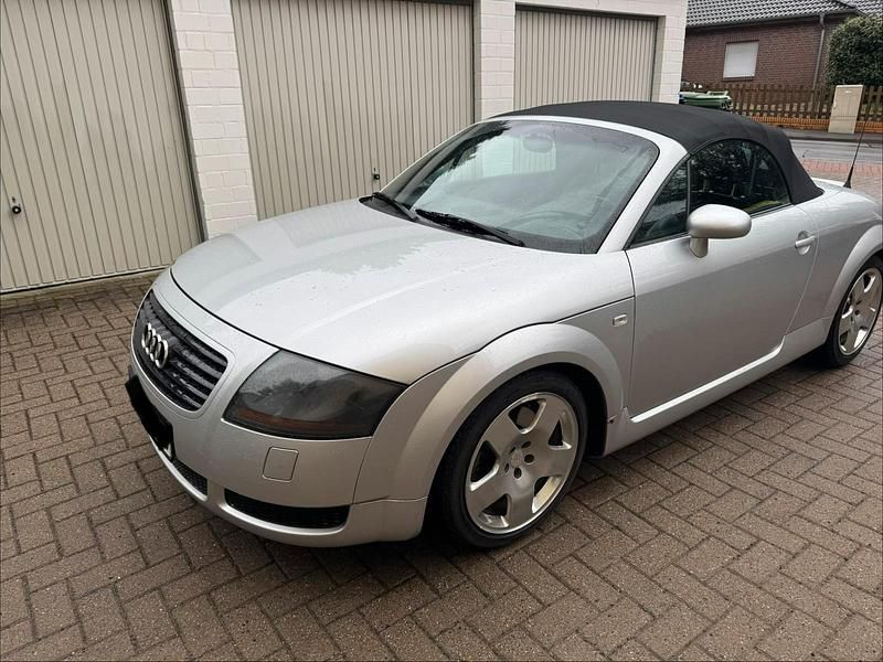 Gebraucht Audi TT Roadster 150 PS (110 kW) 2002 Silber Cabrio