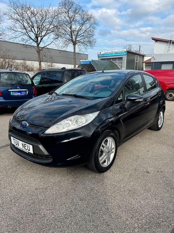 Gebraucht Ford Fiesta Trend 82 PS (60 kW) 2010 Schwarz Kleinwagen