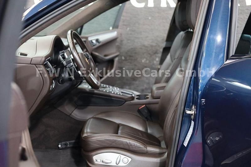 Gebraucht Porsche Macan Turbo 400 PS (294 kW) 2015 Blau SUV