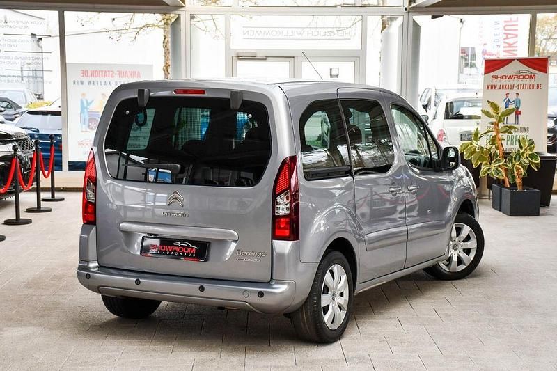 Gebraucht Citroën Berlingo SELECTION 110 PS (80 kW) 2018 Grau Van / Kleinbus