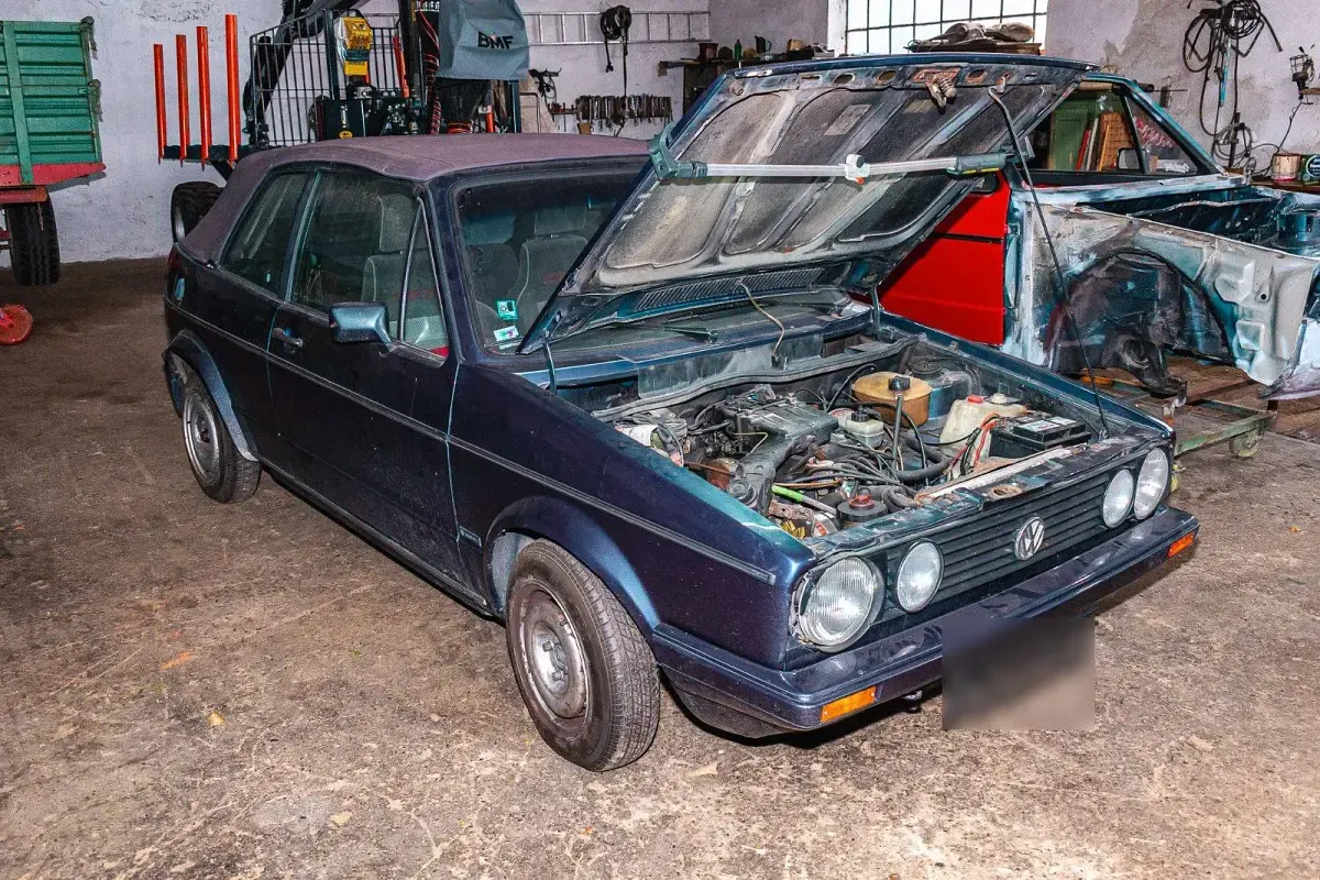 Gebraucht VW Golf Cabriolet 75 PS (55 kW) 1988 Blau Cabrio