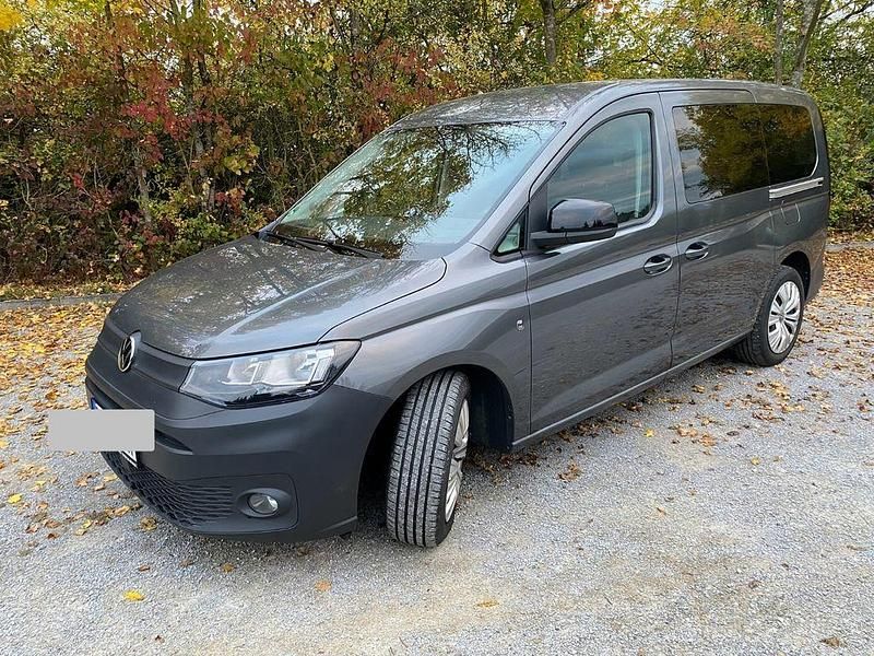 Grau Gebraucht 2022 VW Caddy Maxi Van / Kleinbus | 22.999 € (Fairer Preis) - Bild 1/4