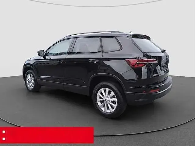 Gebraucht Skoda Karoq Selection 150 PS (110 kW) 2024 Schwarz metallic SUV