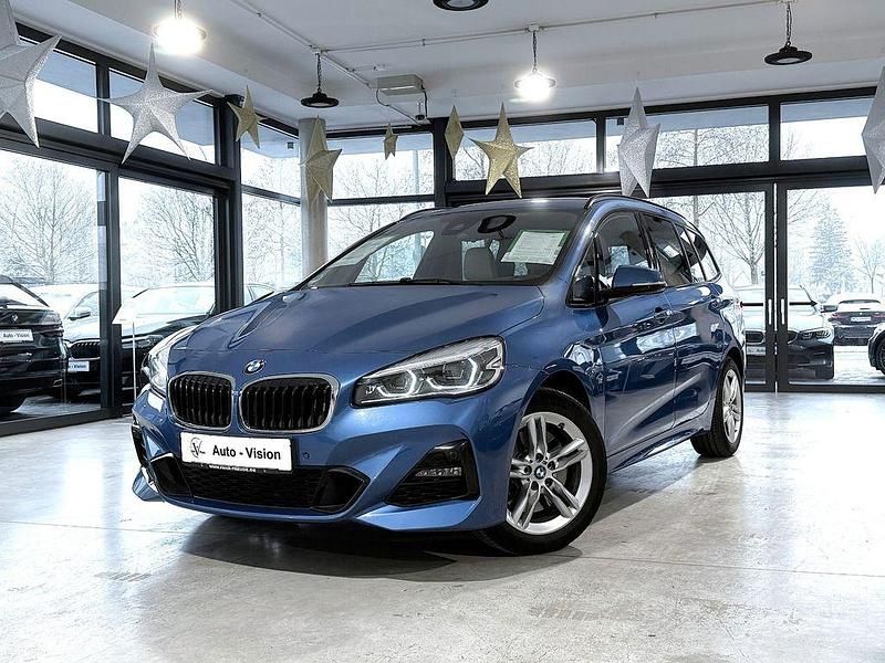 Blau Gebraucht 2019 BMW 220 Gran Tourer M Sport Van / Kleinbus | 21.700 € (Fairer Preis) - Bild 1/3