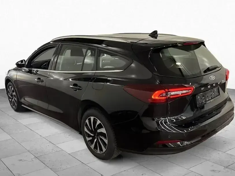 Gebraucht Ford Focus Titanium 125 PS (91 kW) 2025 Agate black metallic Kombi