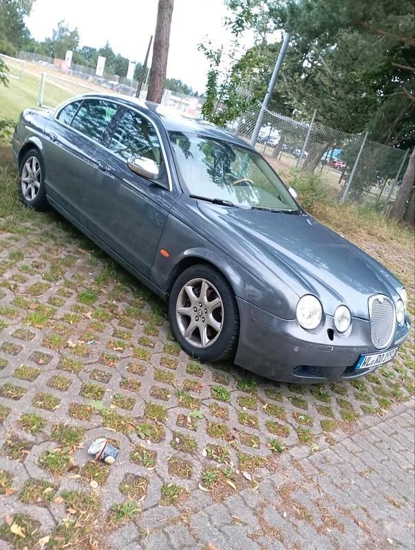 Grau Gebraucht 2008 Jaguar S-Type S Limousine | 2.000 € (Superpreis) - Bild 1/4