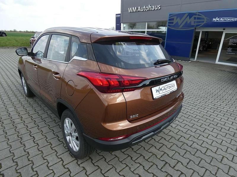 Nowe Baic X35 136 KM (100 kW) 2026 Brązowy SUV