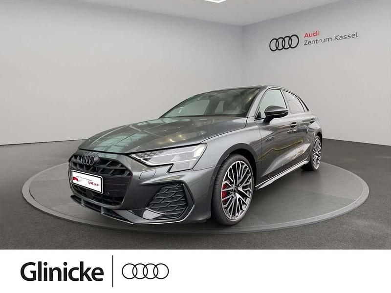 Grau Gebraucht 2024 Audi A3 Sportback S-Line Limousine | 40.990 € (Fairer Preis) - Bild 1/1